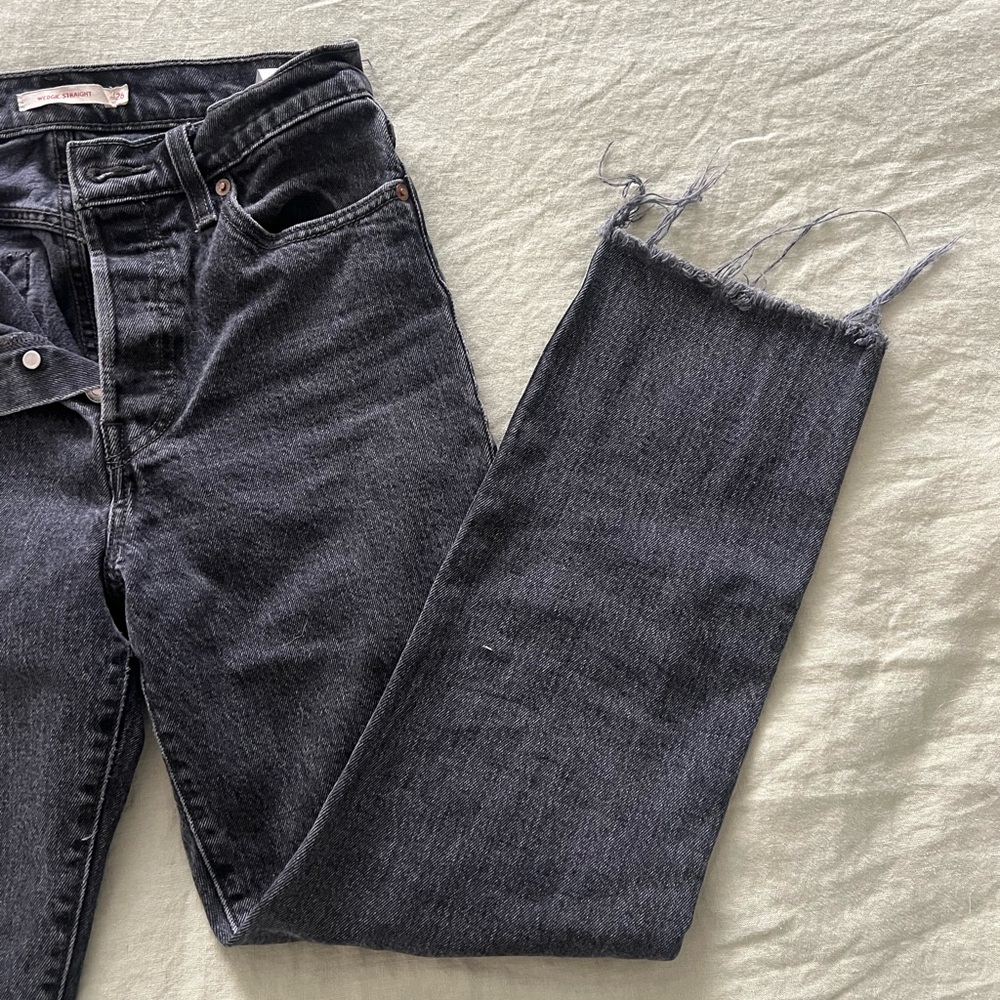 Black Levi’s Jeans